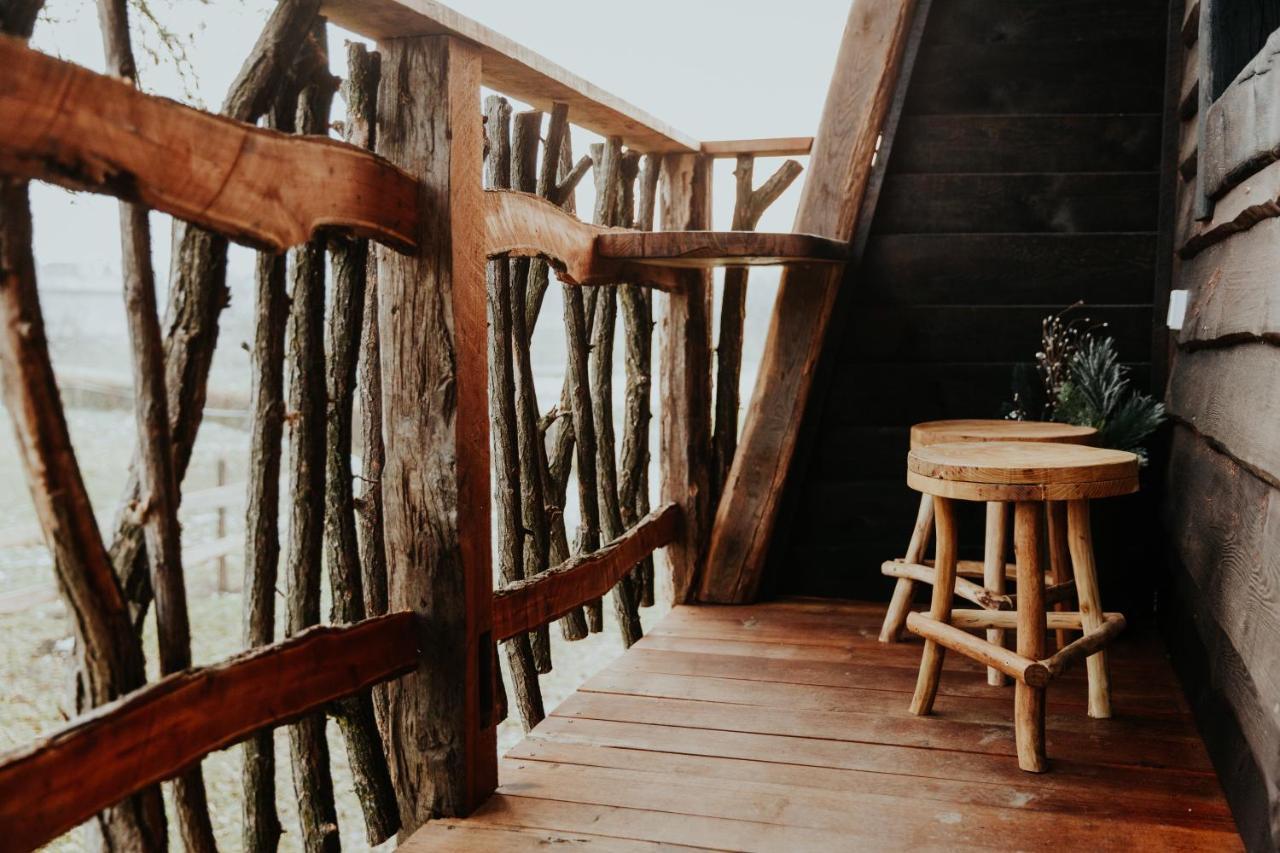 柳托梅尔 Treehouse Drevesna Hiska Strkovo Gnezdo Ranc Jures酒店 外观 照片